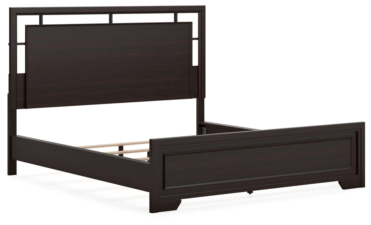 California King Panel Bed M696689