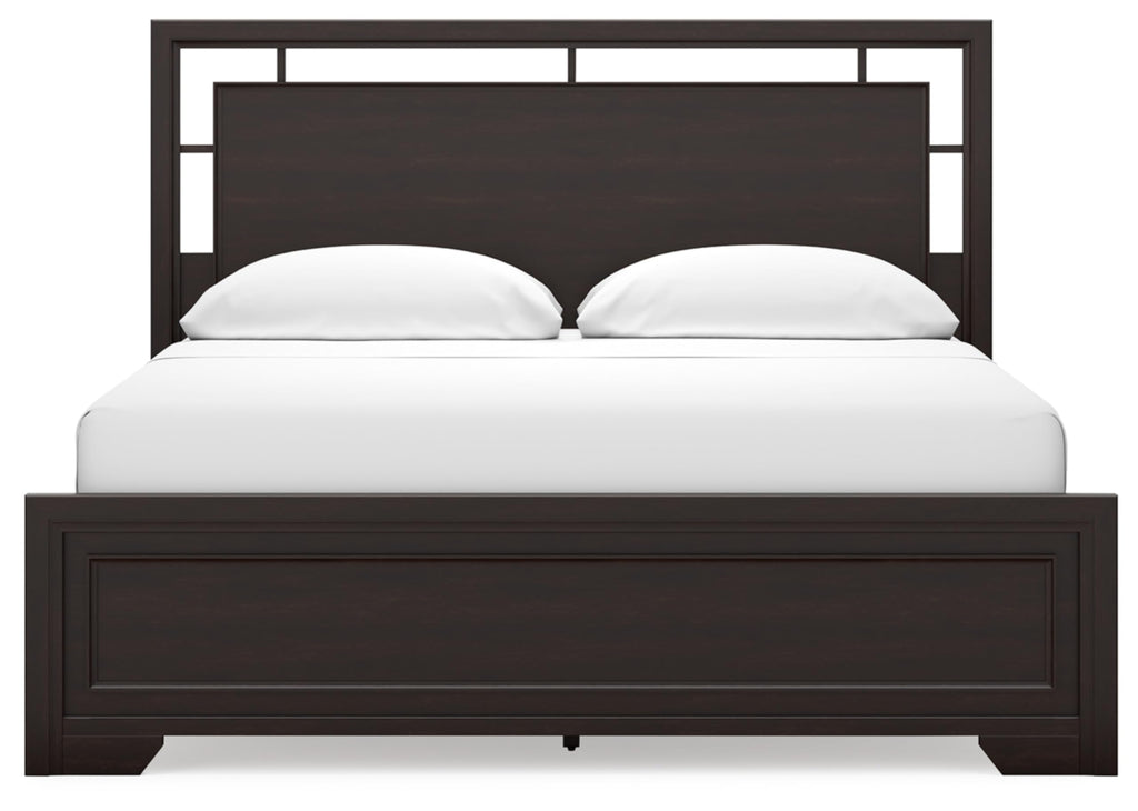 California King Panel Bed M696689