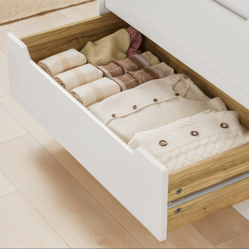 White 6 Drawer Dresser C873652